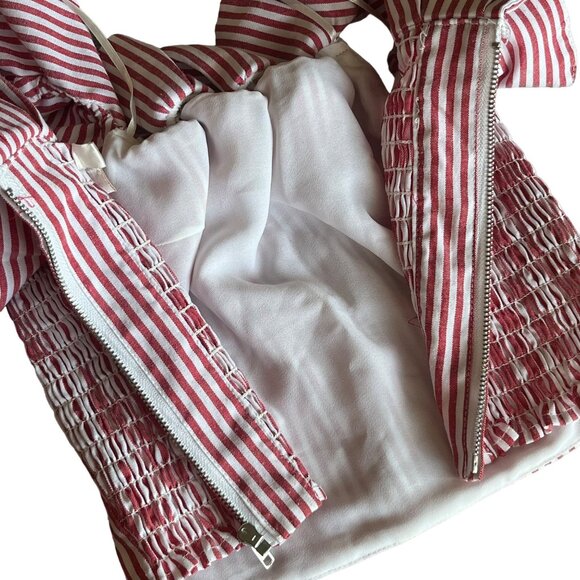 SMALL EUC Wayf Anzio Off Shoulder Red White Stripe Ruffle Crop Top - Picture 9 of 12